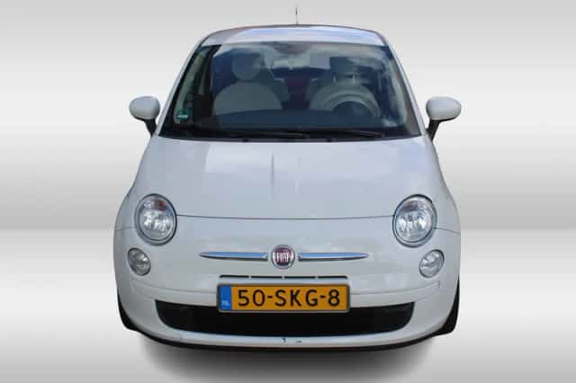 Fiat 500 (2011) thumbnail 2
