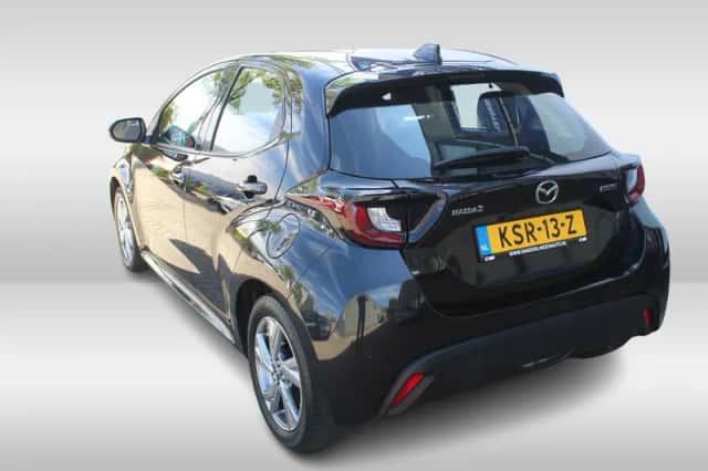 Mazda 2 Hybrid (2024) thumbnail 4