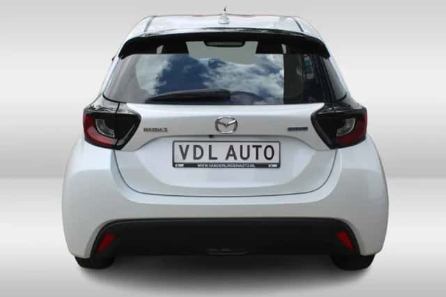 Mazda 2 Hybrid (2024) thumbnail 5