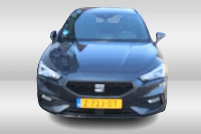 SEAT Leon Sportstourer (2021) thumbnail 2