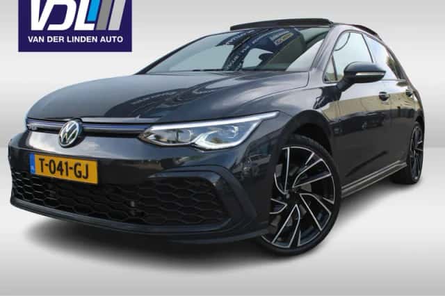 Volkswagen Golf (2021) thumbnail 1