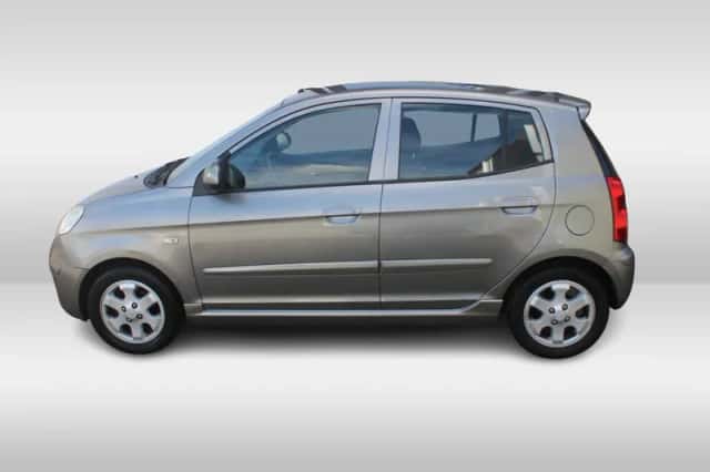 Kia Picanto (2008) thumbnail 3