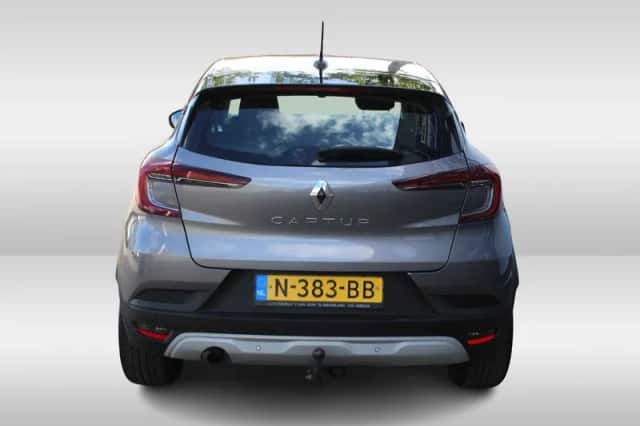 Renault Captur (2021) thumbnail 5