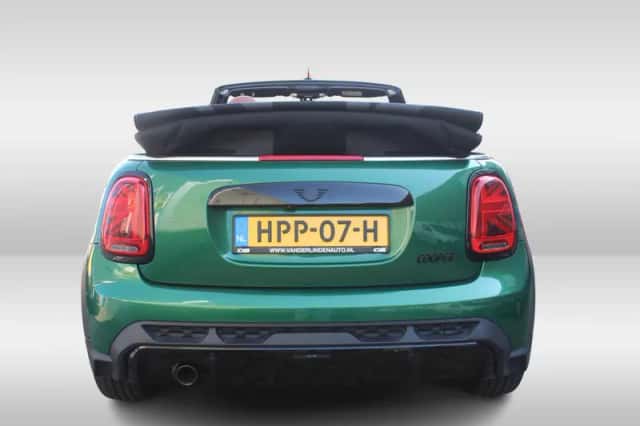 MINI Cooper (2023) thumbnail 5