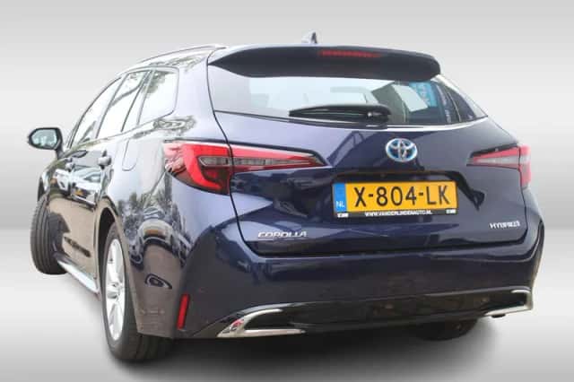 Toyota Corolla (2024) thumbnail 4