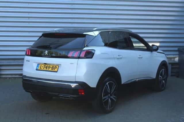 Peugeot 3008 (2021) thumbnail 5