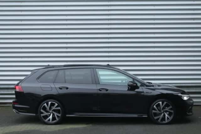 Volkswagen Golf (2023) thumbnail 4
