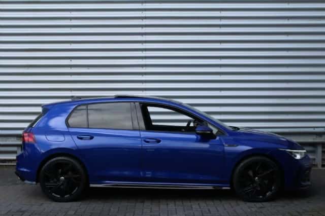 Volkswagen Golf (2021) thumbnail 4