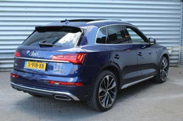 Audi Q5 (2023) thumbnail 5