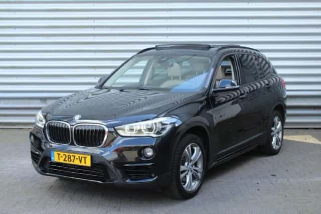 BMW X1 (2018) thumbnail 1