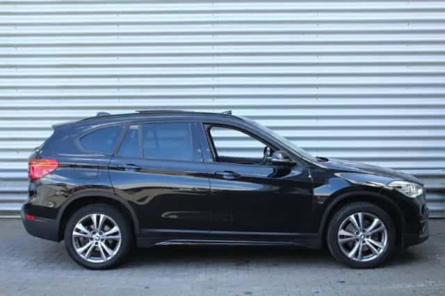 BMW X1 (2018) thumbnail 4
