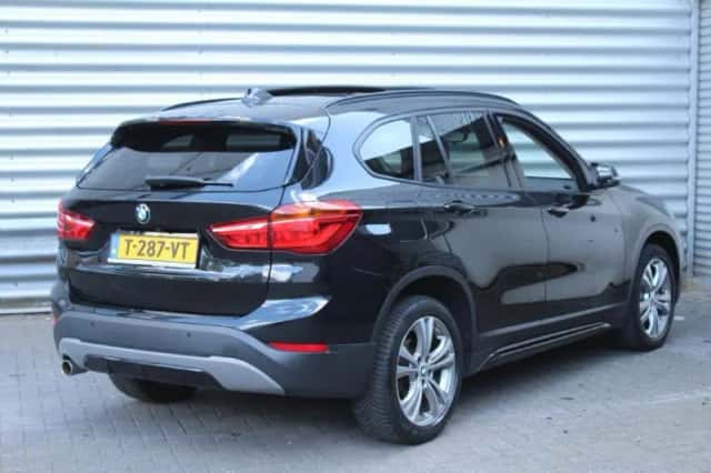 BMW X1 (2018) thumbnail 5