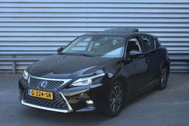 Lexus CT (2020) thumbnail 1