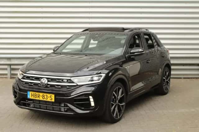 Volkswagen T-Roc (2024) thumbnail 1