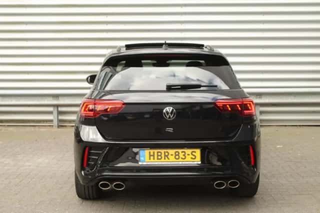 Volkswagen T-Roc (2024) thumbnail 6