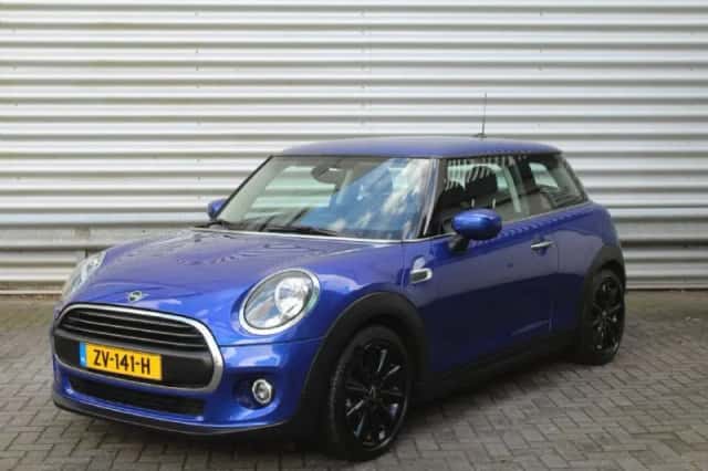 MINI One (2019) thumbnail 1