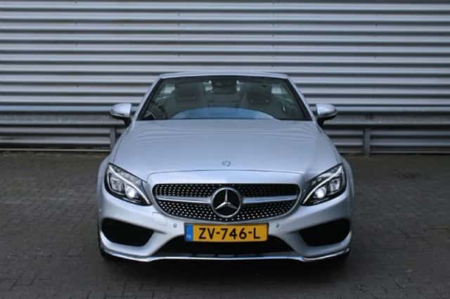 Mercedes-Benz C-Klasse (2017) thumbnail 2
