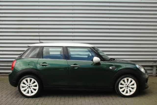MINI Cooper (2017) thumbnail 4