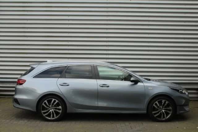 Kia Ceed (2025) thumbnail 4