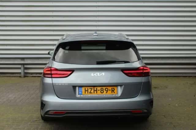 Kia Ceed (2025) thumbnail 6