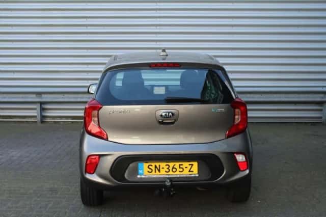 Kia Picanto (2018) thumbnail 6