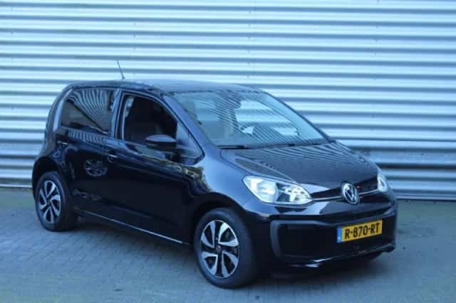 Volkswagen Up! (2022) thumbnail 3