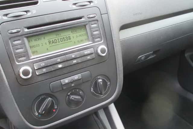 Volkswagen Golf (2008) thumbnail 6