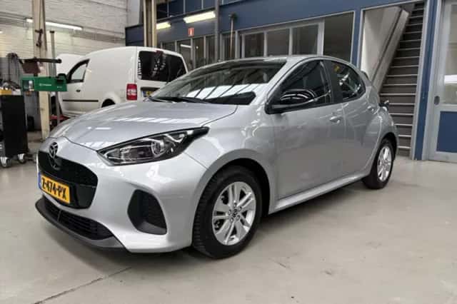 Mazda 2 Hybrid (2024) thumbnail 1