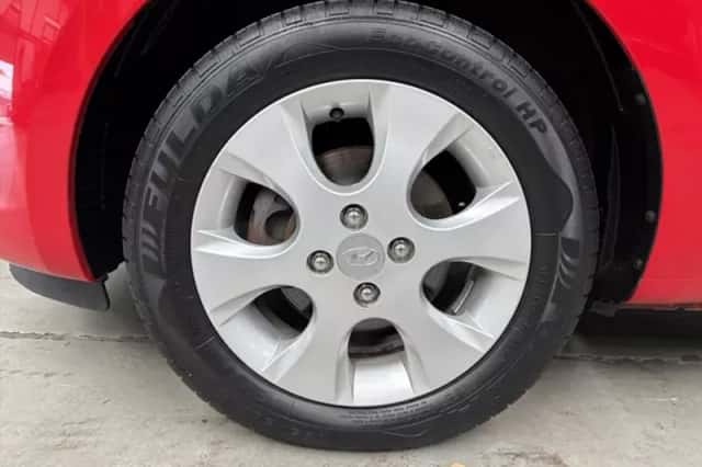 Hyundai i20 (2011) thumbnail 4