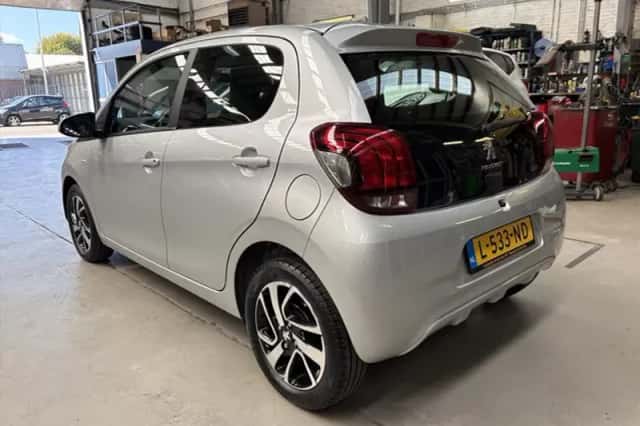 Peugeot 108 (2021) thumbnail 5