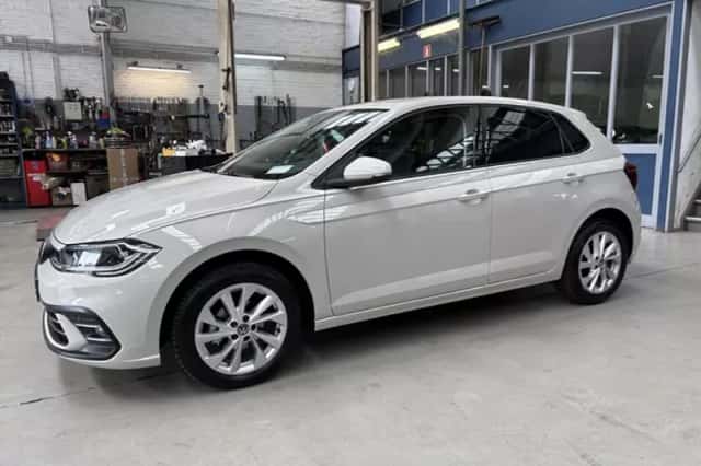 Volkswagen Polo (2022) thumbnail 3