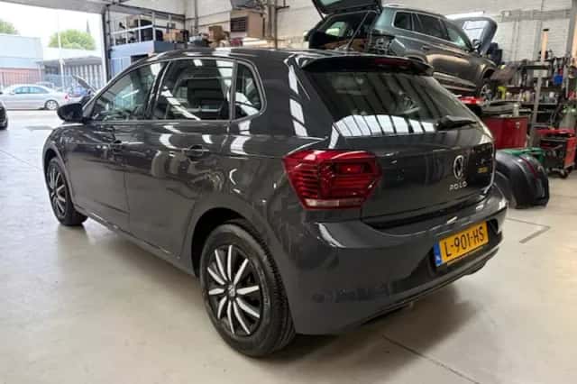 Volkswagen Polo (2021) thumbnail 5