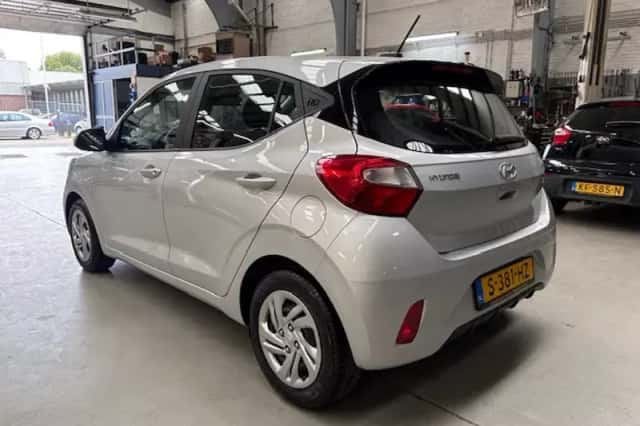 Hyundai i10 (2023) thumbnail 5