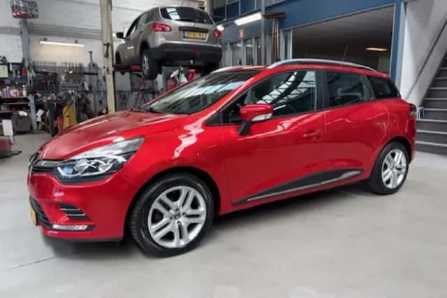 Renault Clio (2017) thumbnail 1