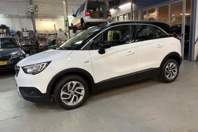 Opel Crossland (2017) thumbnail 3