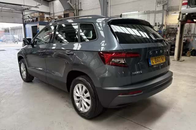 Škoda Karoq (2021) thumbnail 4
