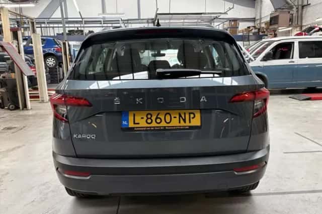Škoda Karoq (2021) thumbnail 5