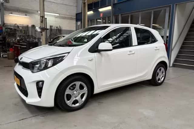 Kia Picanto (2018) thumbnail 1