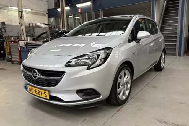 Opel Corsa (2017) thumbnail 3