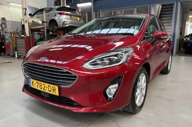 Ford Fiesta (2021) thumbnail 2