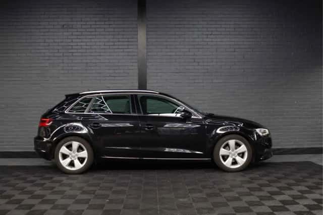 Audi A3 (2016) thumbnail 4