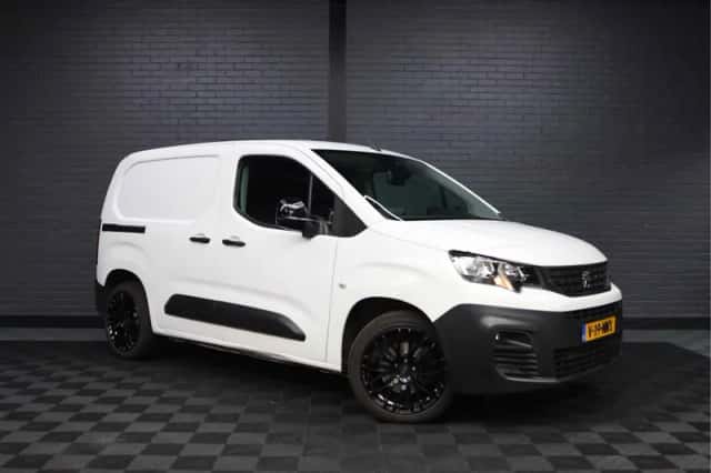 Peugeot Partner (2021) thumbnail 3