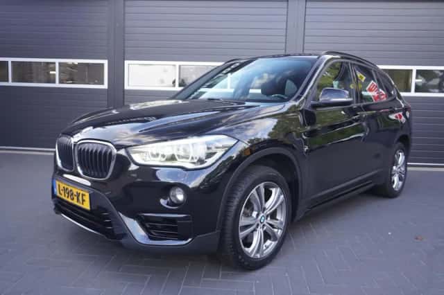 BMW X1 (2018) thumbnail 1