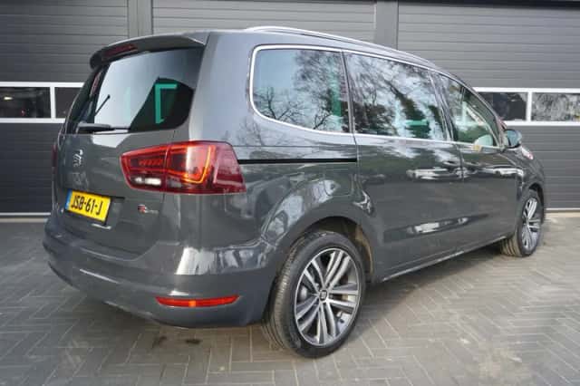 SEAT Alhambra (2019) thumbnail 4