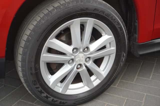 Mitsubishi ASX (2012) thumbnail 3