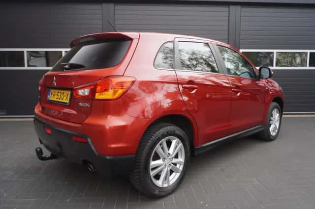 Mitsubishi ASX (2012) thumbnail 4
