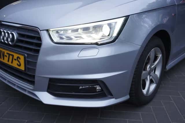 Audi A1 (2017) thumbnail 2