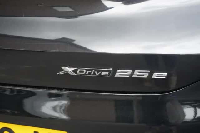BMW X2 (2021) thumbnail 6