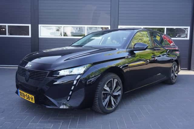 Peugeot 308 (2022) thumbnail 1