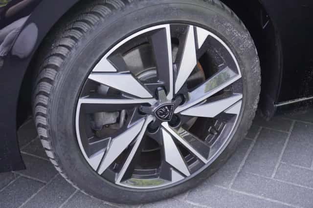 Peugeot 308 (2022) thumbnail 3